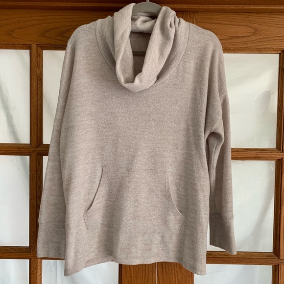 Yoga Coverup/Sweater, extremely soft - Picture 2 of 6